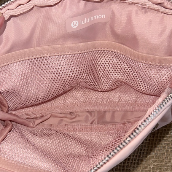Lululemon Athletica Light Pink Crossbody Bag- Belt Bag - Picture 7 of 9